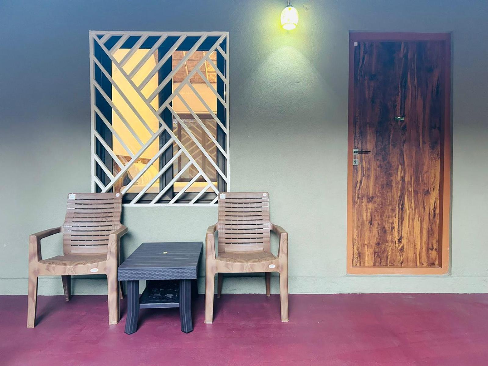 Hampi Village Resort & Tutti Cafe Exteriör bild
