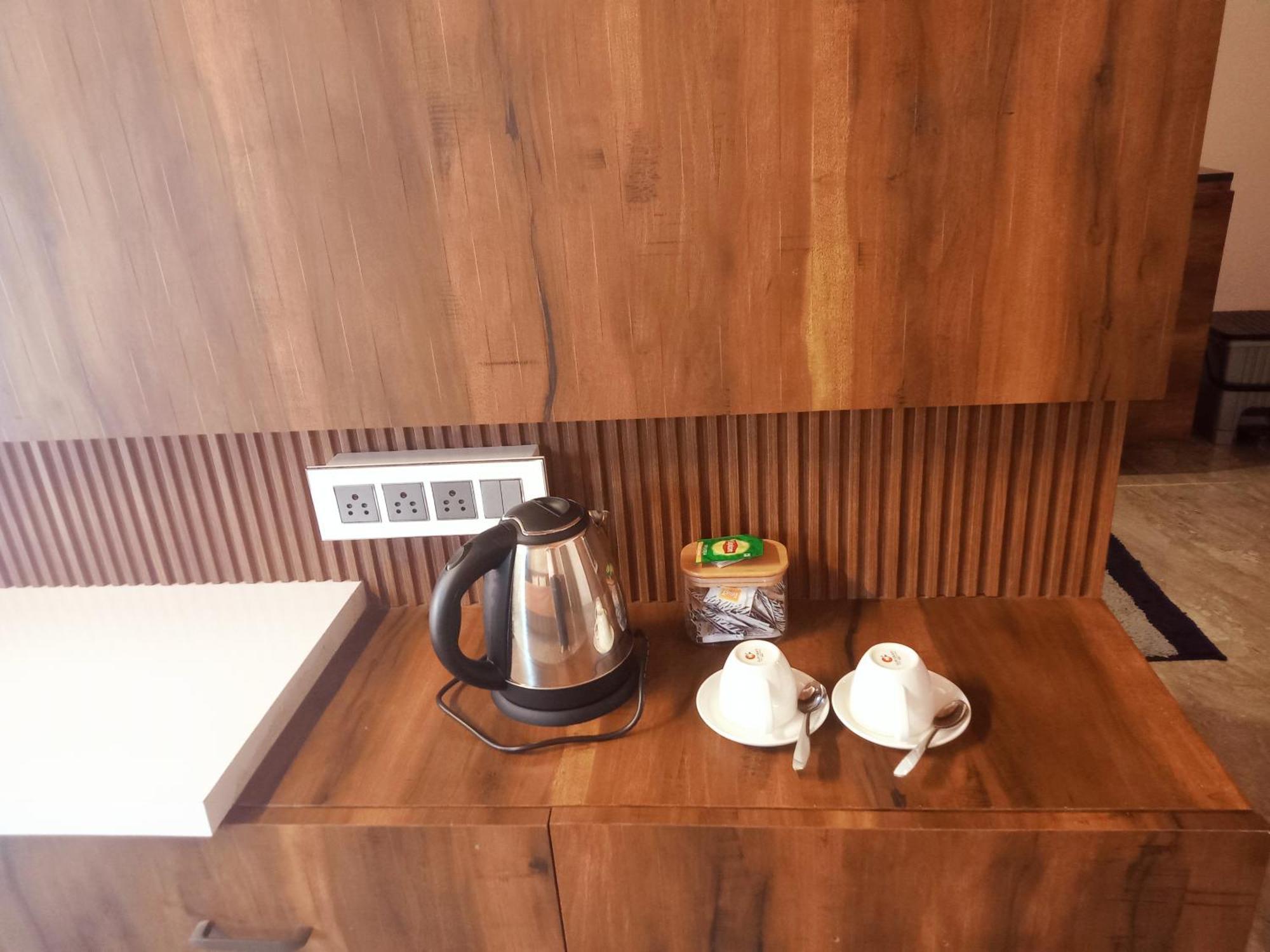 Hampi Village Resort & Tutti Cafe Exteriör bild